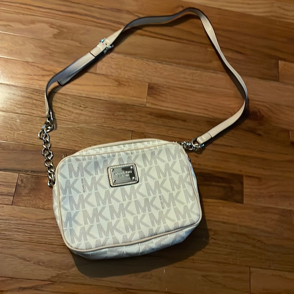 Michael Kors Purse, Crossbody, Good Condition
